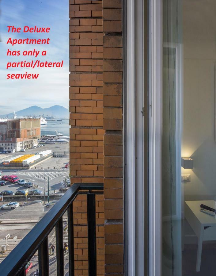 Relais Castel Nuovo Aparthotel เนเปิลส์ ภายนอก รูปภาพ